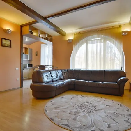 Aparton Volodarskogo 10 Daire